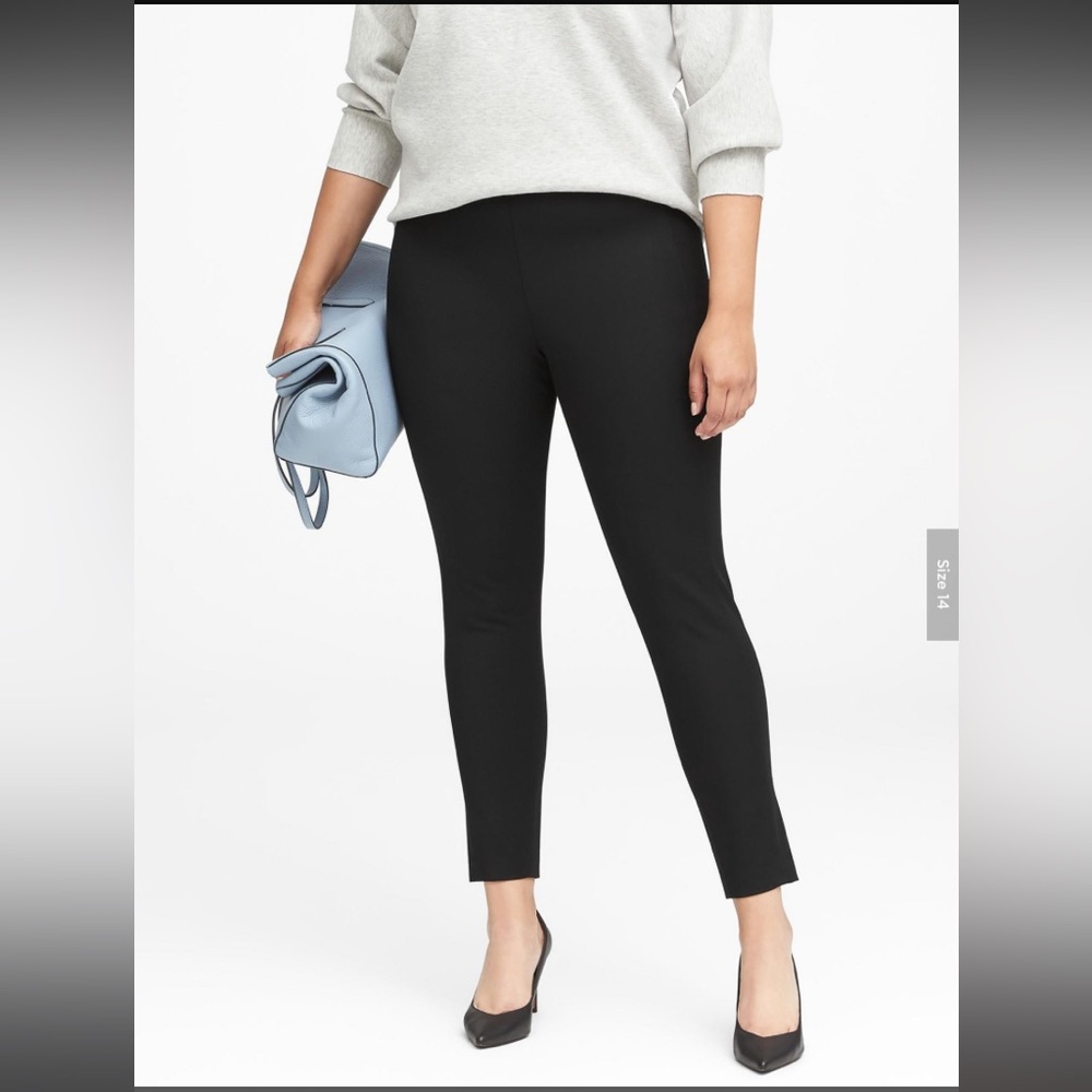 NWT never worn Banana Republic Devon pant in black size 6